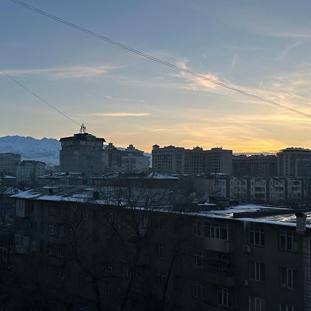 1-Room Apart. 21 On Usenbaeva 52 Near Eurasia Shopping Center Bisjkek Buitenkant foto