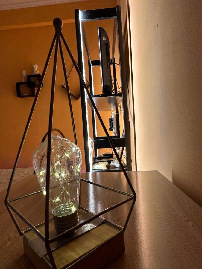 1-Room Apart. 21 On Usenbaeva 52 Near Eurasia Shopping Center Bisjkek Buitenkant foto