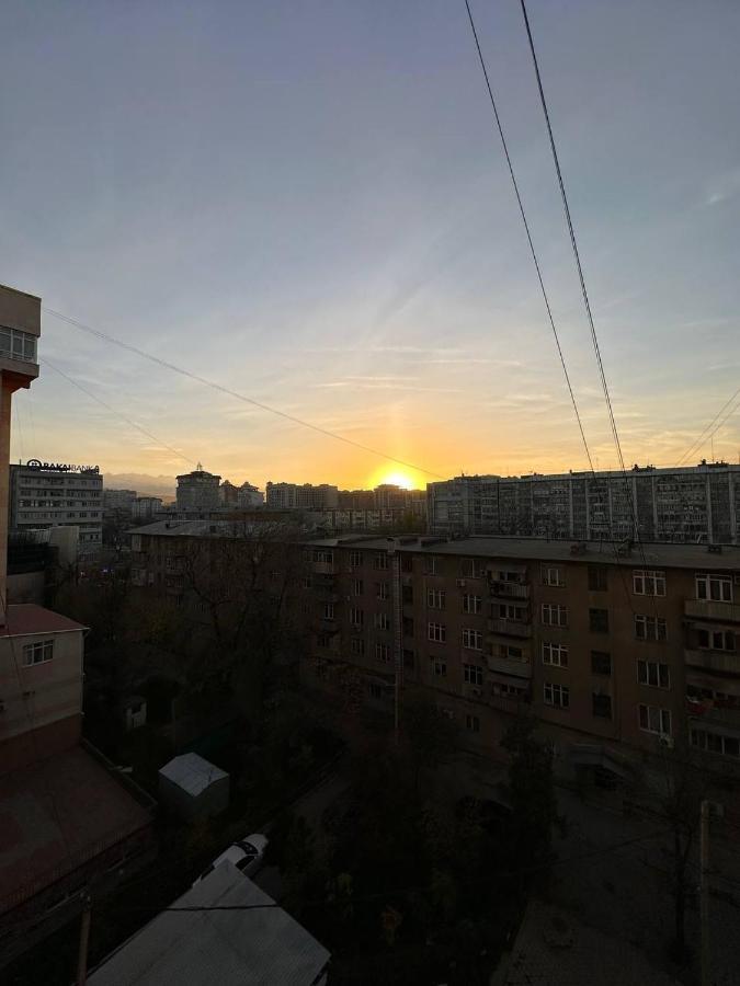 1-Room Apart. 21 On Usenbaeva 52 Near Eurasia Shopping Center Bisjkek Buitenkant foto