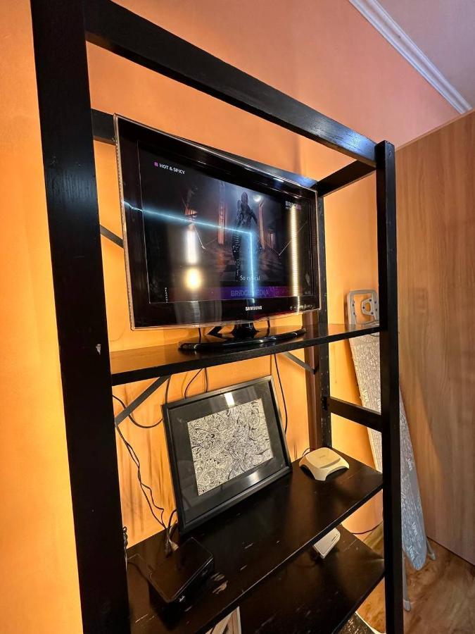 1-Room Apart. 21 On Usenbaeva 52 Near Eurasia Shopping Center Bisjkek Buitenkant foto